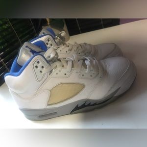 AIR JORDAN 5 RETRO STEALTH 2.0 size 9.5 preowned fair condition